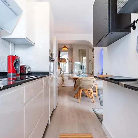 Beautiful Frontline Apartment Marbella