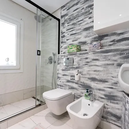 Apartment Beautiful Frontline Marbella